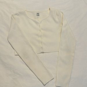 Aritzia Sunday Best Izzy Cardigan
